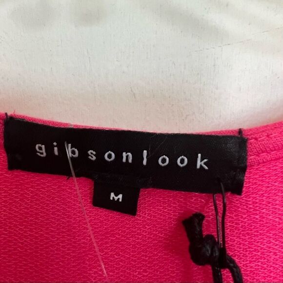 Gibson Look V-Neck Ruched Sleeve Top In Bright Coral - Picture 6 of 8